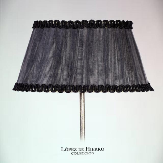 Pantalla Organza Negra Plisada